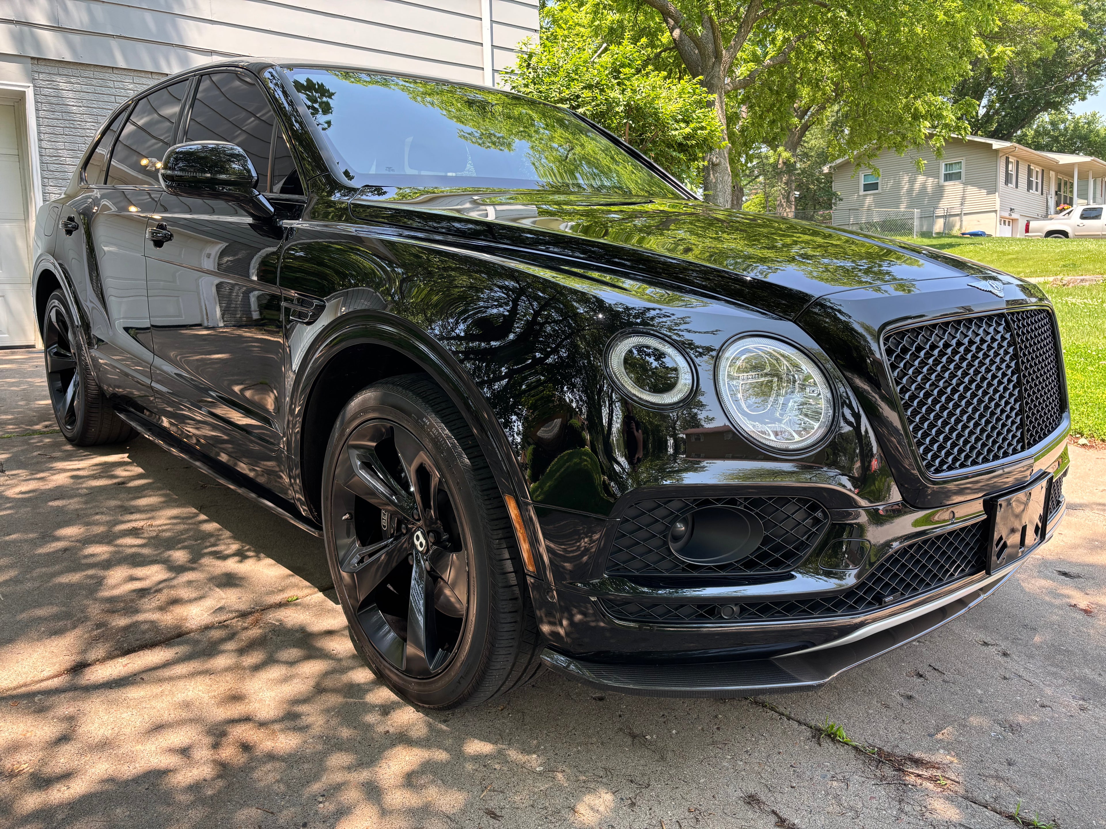 Black Bentley Bentayga Luxury